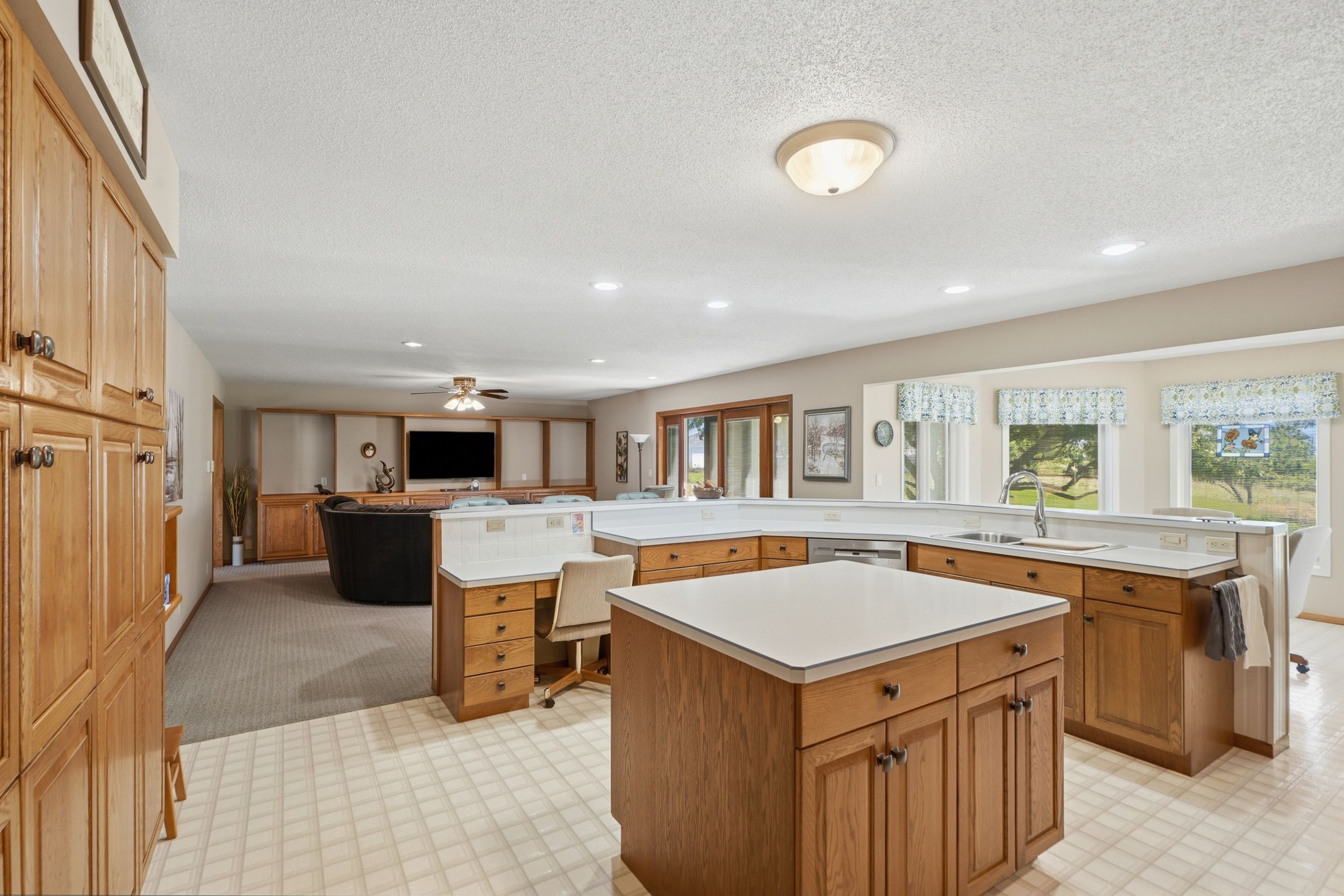 Listing Photo: 2276 400th ave-011